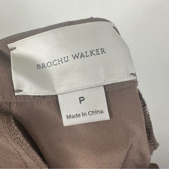 Brochu Walker Size P (XS/S) 100% Silk Brown Cuffed Mini Shorts - Picture 7 of 11